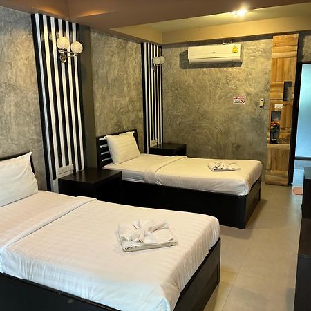 Revolution Kanchanaburi Adventure Hq Ban Chuk Kum Buitenkant foto