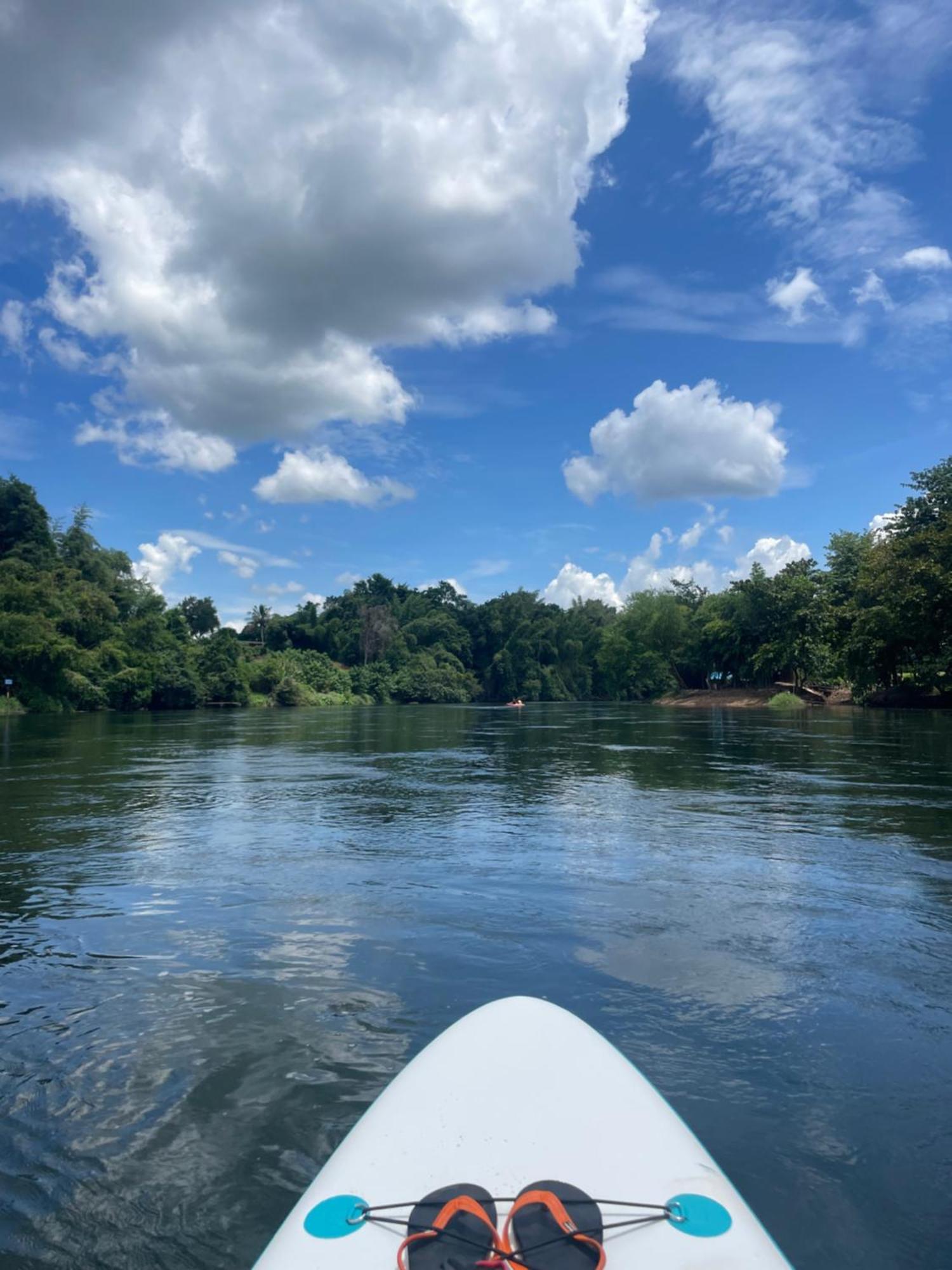 Revolution Kanchanaburi Adventure Hq Ban Chuk Kum Buitenkant foto
