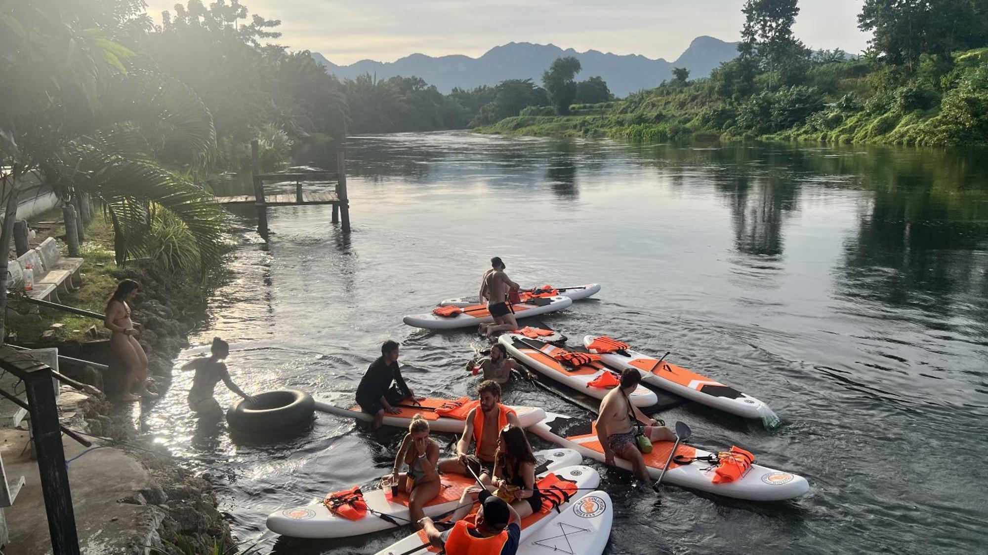 Revolution Kanchanaburi Adventure Hq Ban Chuk Kum Buitenkant foto